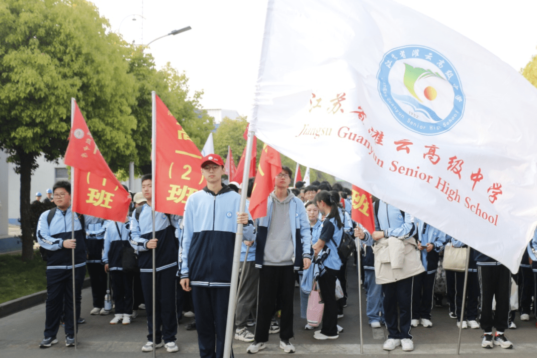 唯尚科技兴国梦—科伦多迎接两千余名师生参观学习